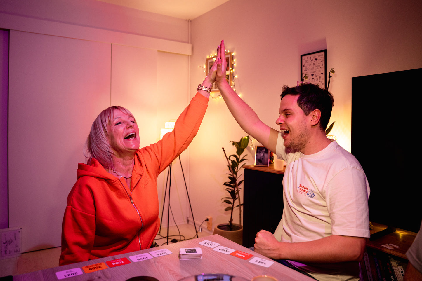 Dalvadász bulijáték magyar zenékkel - ALAP év eleji Csomag (144 kártya)