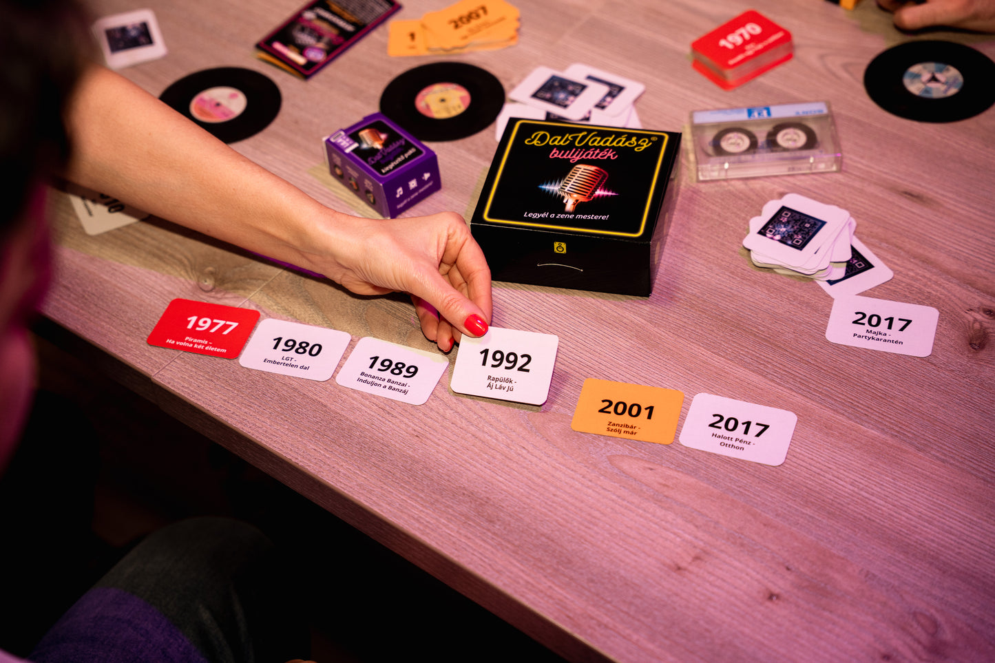 Dalvadász bulijáték magyar zenékkel - ALAP év eleji Csomag (144 kártya)