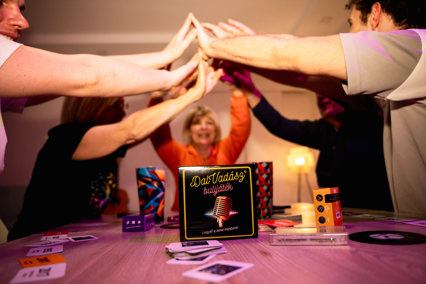 Dalvadász bulijáték magyar zenékkel - ALAP év eleji Csomag (144 kártya)